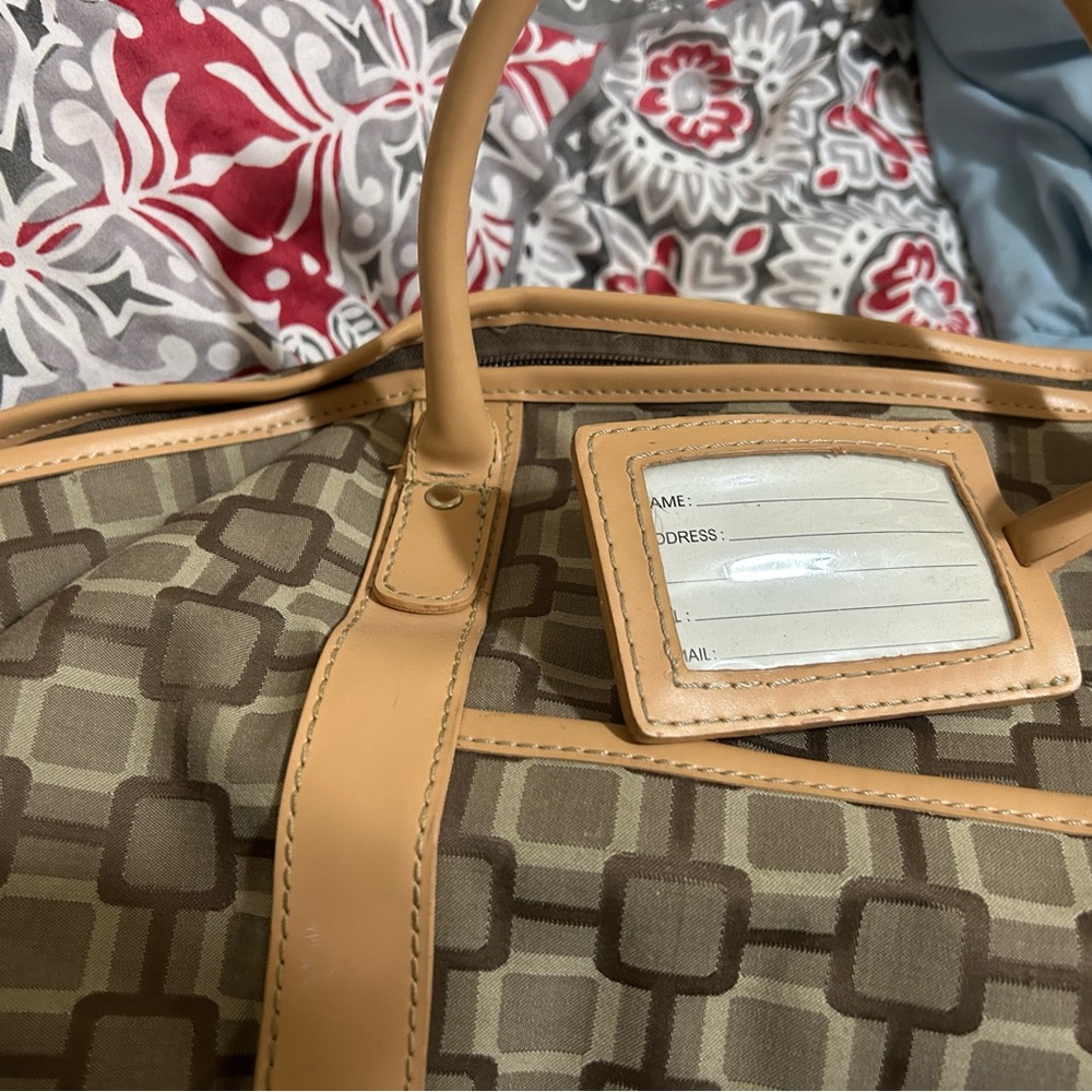 Great Weekender and Carry on bag.  Got a lot of years out of this bag.